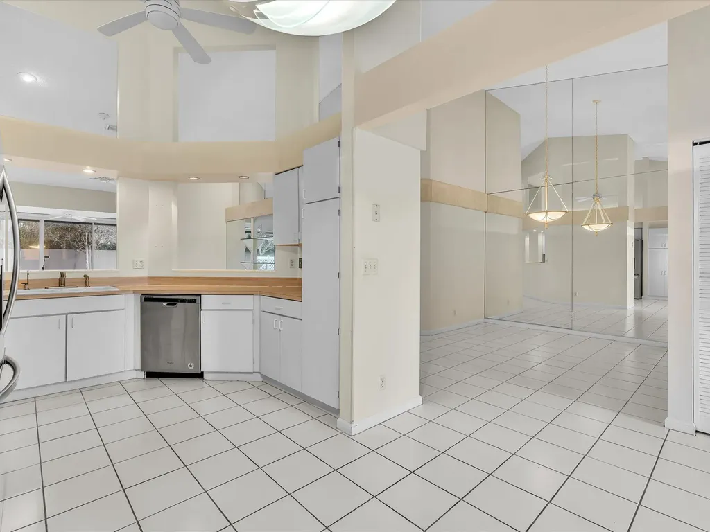 9165 Vineland Court Boca Raton FL 33496