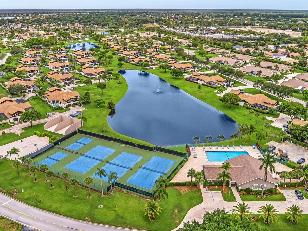 9165 Vineland Court Boca Raton FL 33496