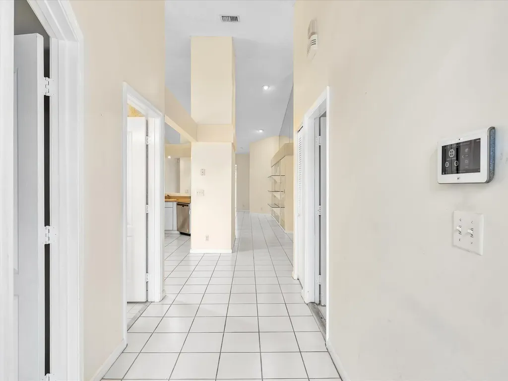 9165 Vineland Court Boca Raton FL 33496