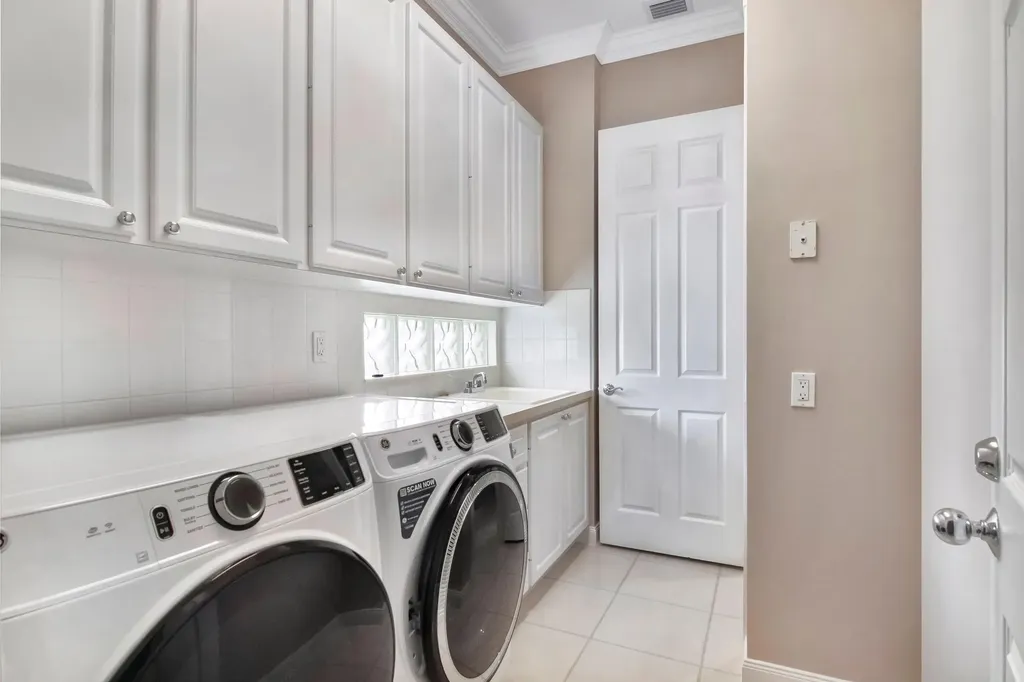 2077 Futana Way Wellington FL 33414