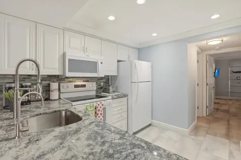 1605 S Us Highway 1 Jupiter FL 33477