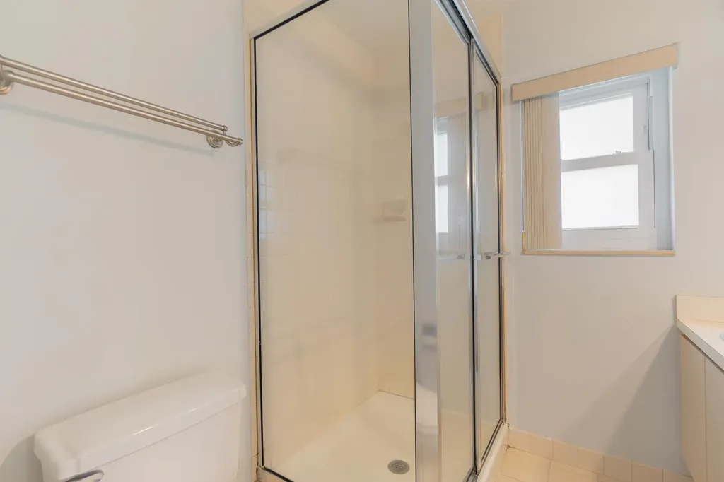 31 Clinton Court Royal Palm Beach FL 33411