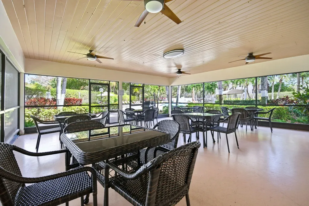 3507 Oaks Way Pompano Beach FL 33069