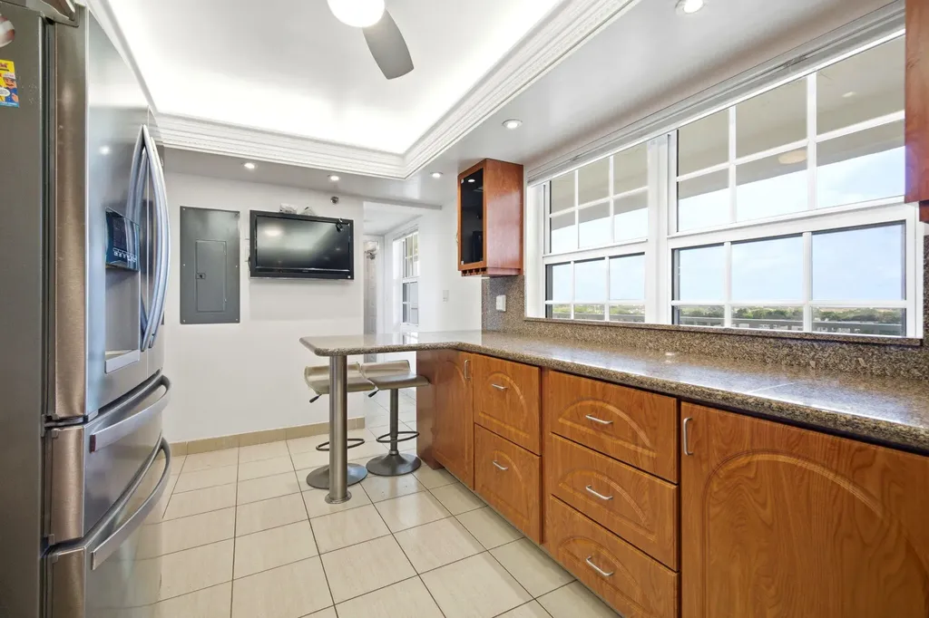 3507 Oaks Way Pompano Beach FL 33069