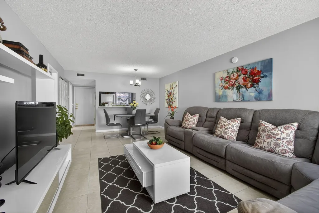 12020 W Greenway Drive Royal Palm Beach FL 33411
