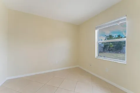 425 Palo Alto Drive Palm Springs FL 33461
