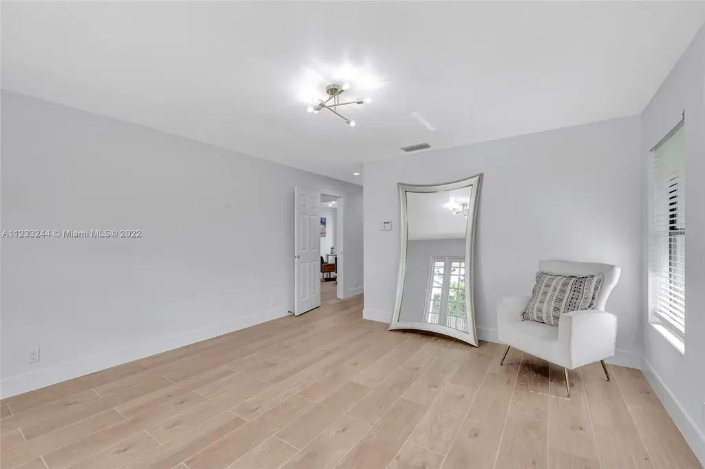 2824 NW 28th Street Boca Raton FL 33434