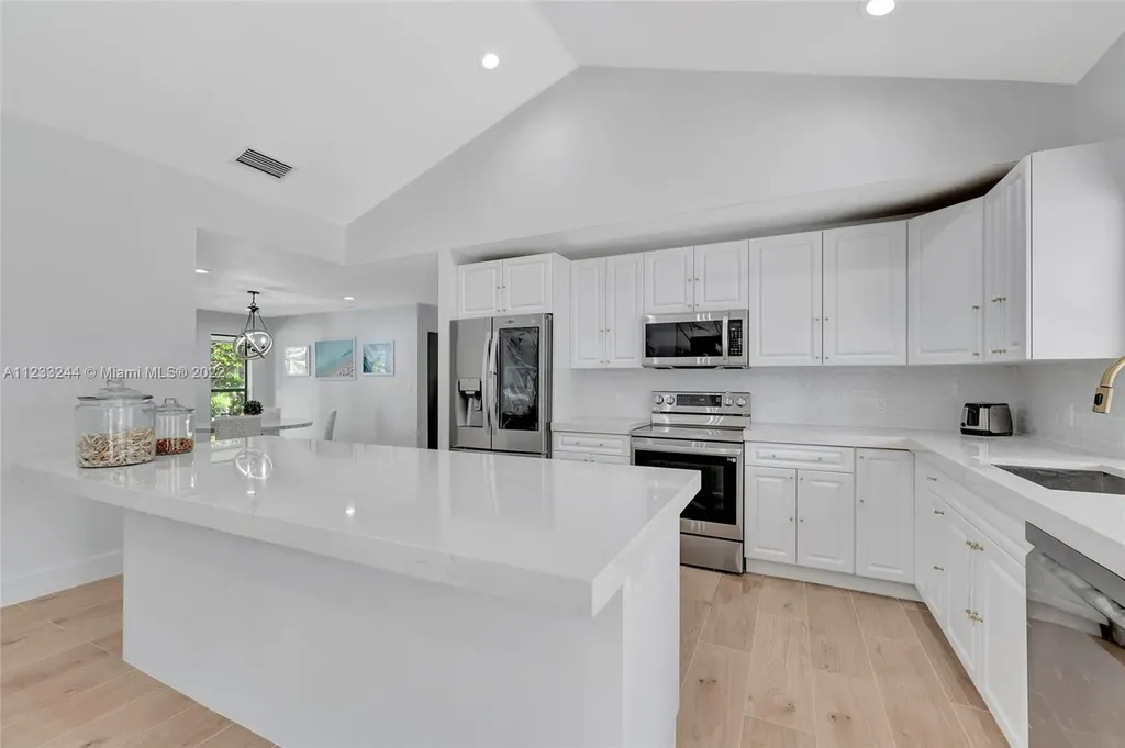 2824 NW 28th Street Boca Raton FL 33434