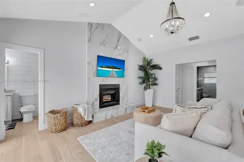 2824 NW 28th Street Boca Raton FL 33434