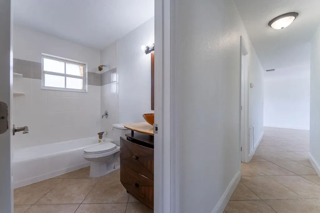 63 Andros Road Palm Springs FL 33461