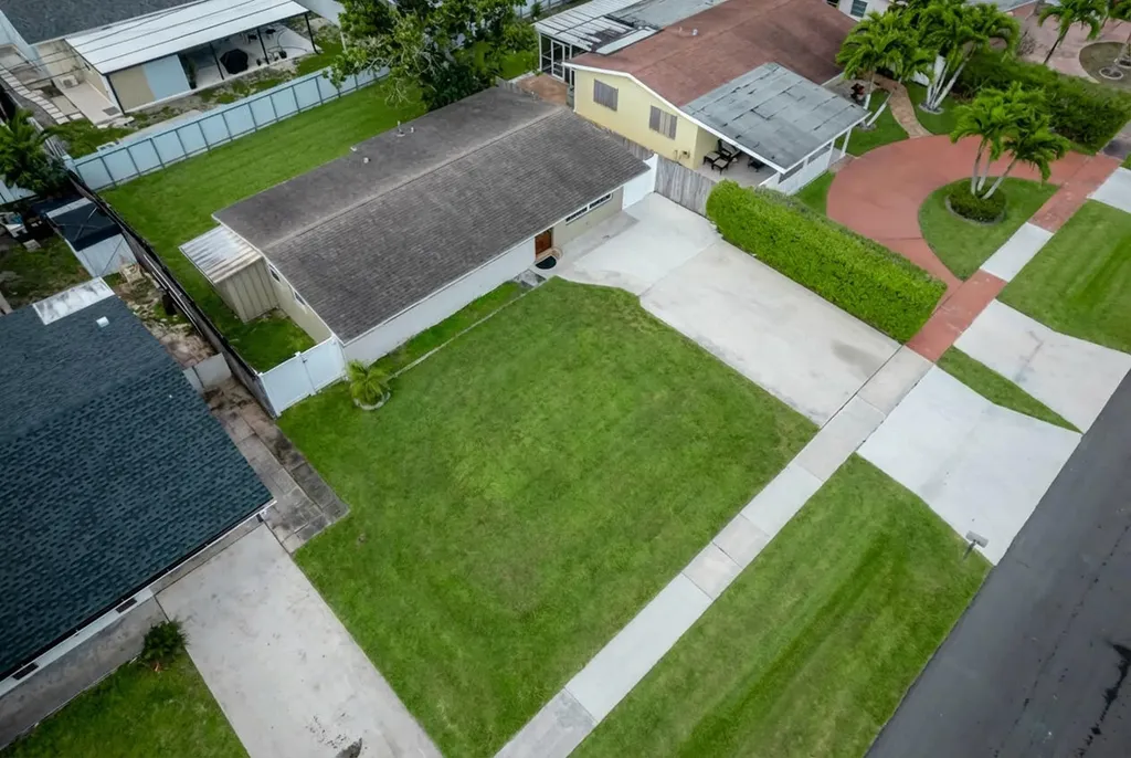 63 Andros Road Palm Springs FL 33461