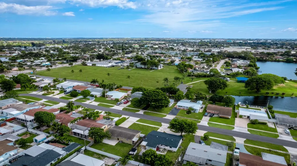 63 Andros Road Palm Springs FL 33461