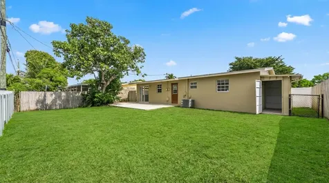 63 Andros Road Palm Springs FL 33461