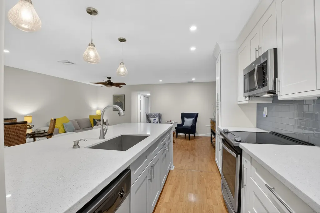 5230 Nesting Way Delray Beach FL 33484