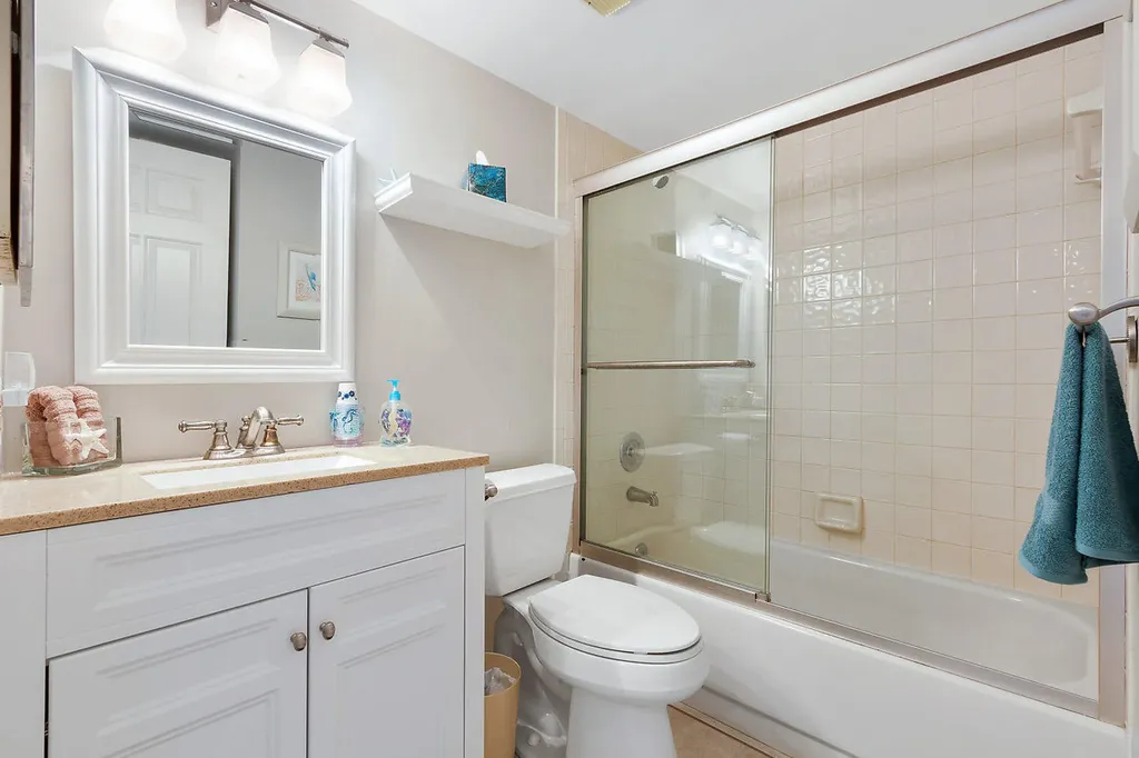 275 Palm Avenue Jupiter FL 33477