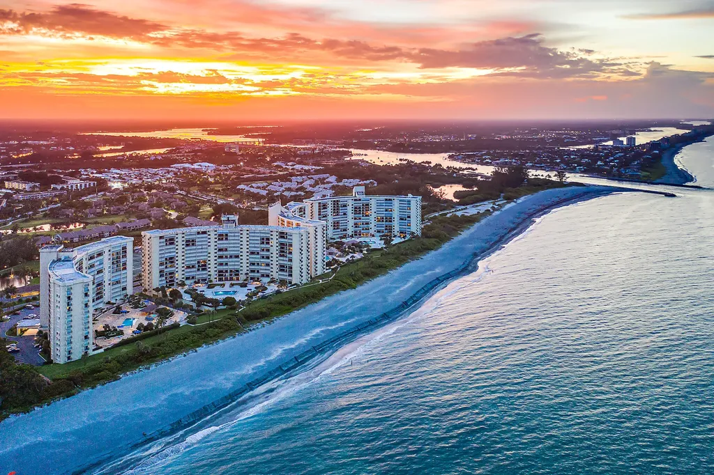 275 Palm Avenue Jupiter FL 33477