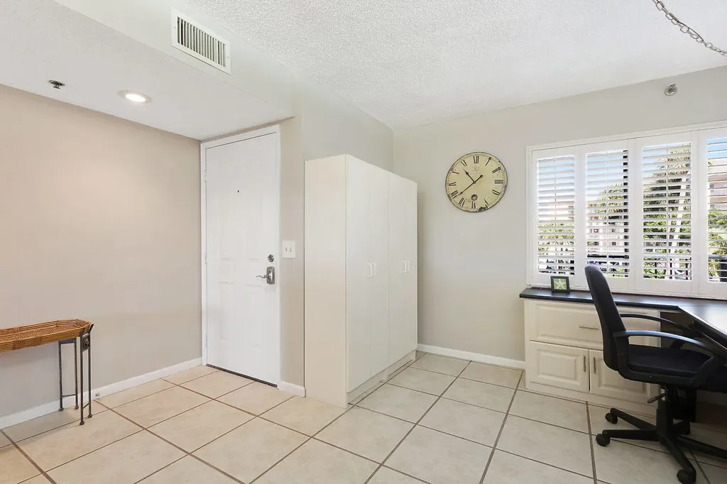 275 Palm Avenue Jupiter FL 33477