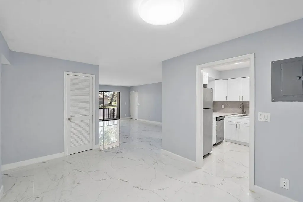 9960 Pineapple Tree Drive Boynton Beach FL 33436