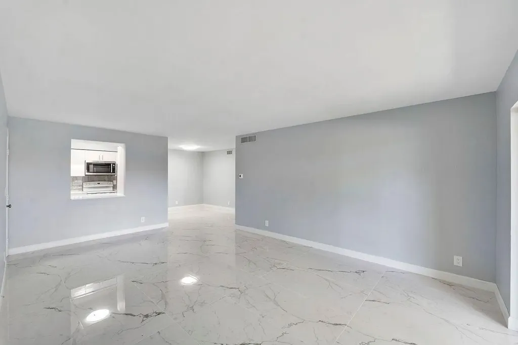 9960 Pineapple Tree Drive Boynton Beach FL 33436