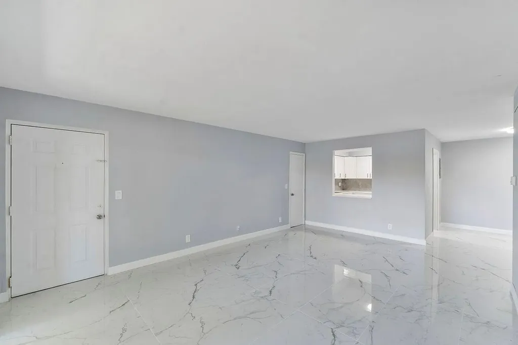 9960 Pineapple Tree Drive Boynton Beach FL 33436