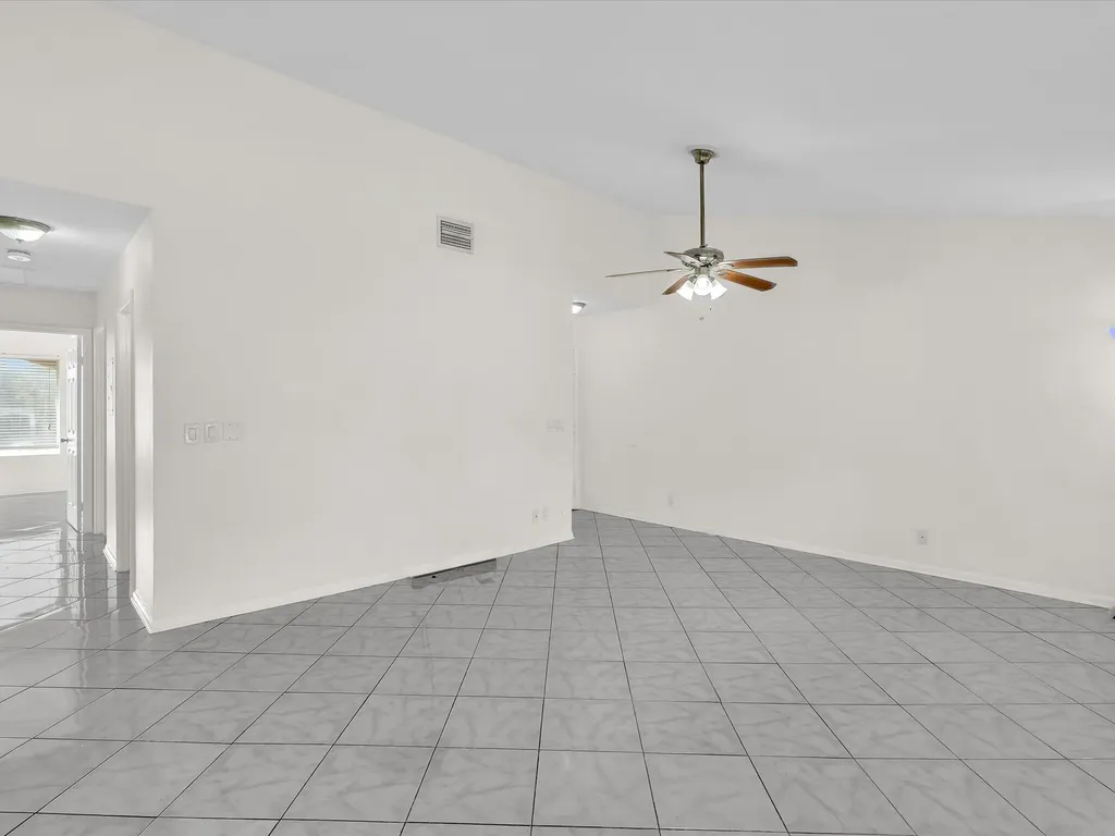 815 W Boynton Beach Boulevard Boynton Beach FL 33426
