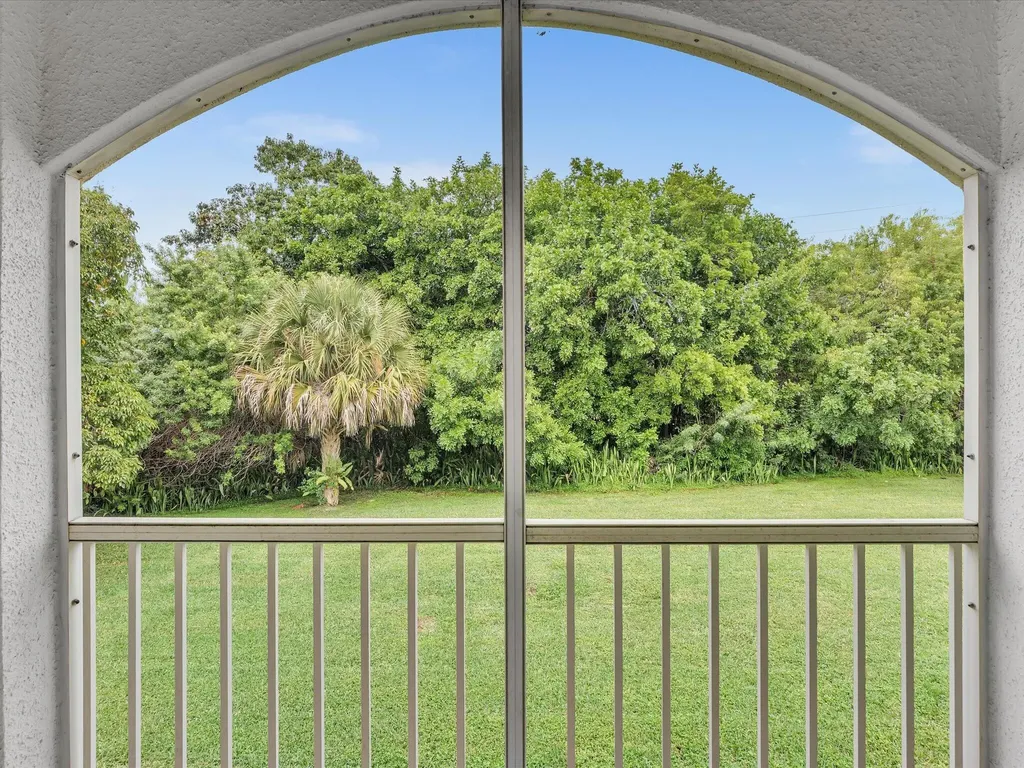 815 W Boynton Beach Boulevard Boynton Beach FL 33426