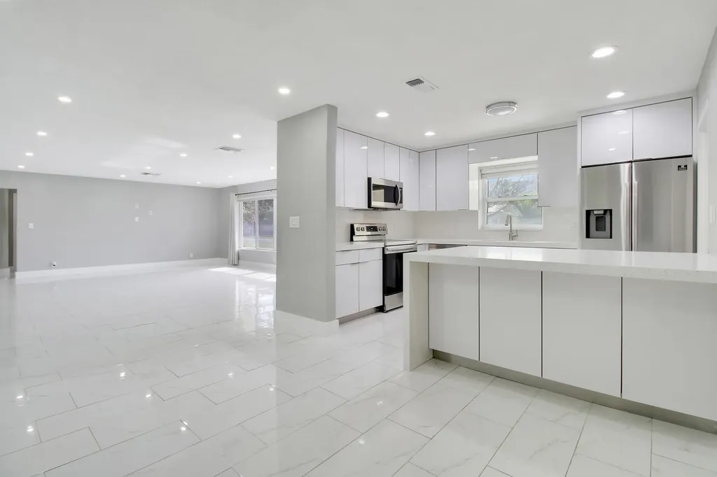 1231 SW 32nd Street Fort Lauderdale FL 33315