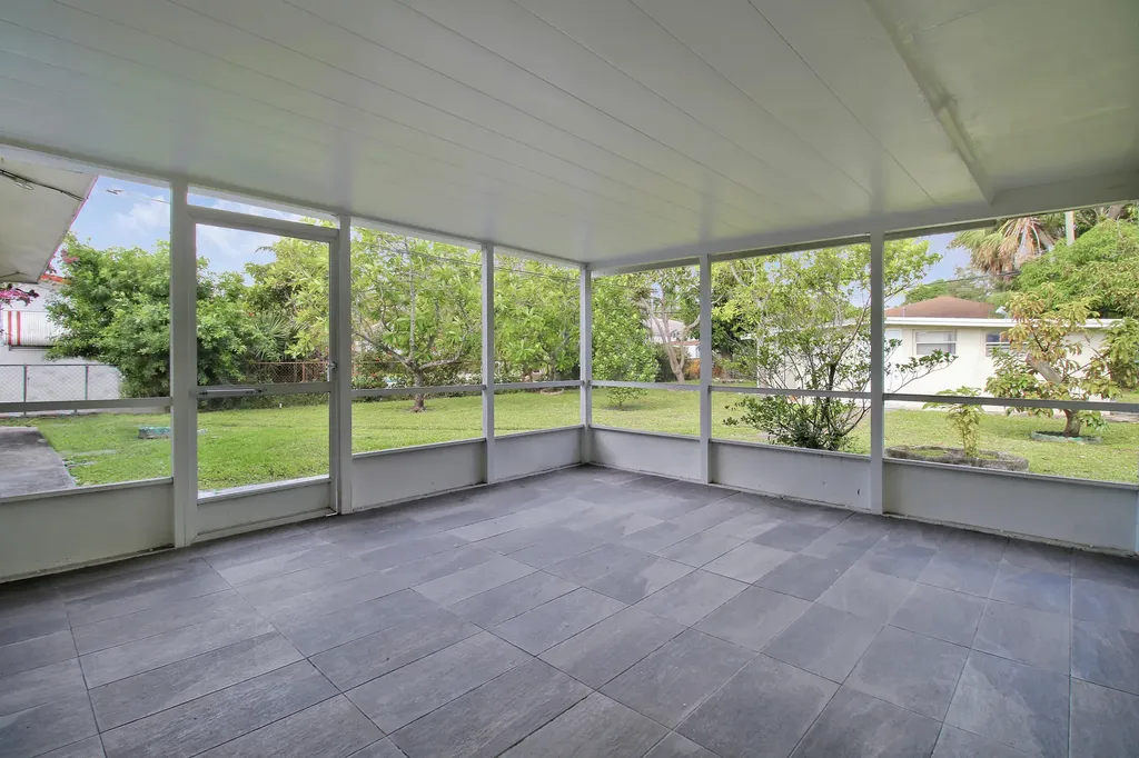1231 SW 32nd Street Fort Lauderdale FL 33315