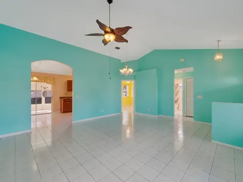 352 NW Tuscany Way Port St Lucie FL 34986