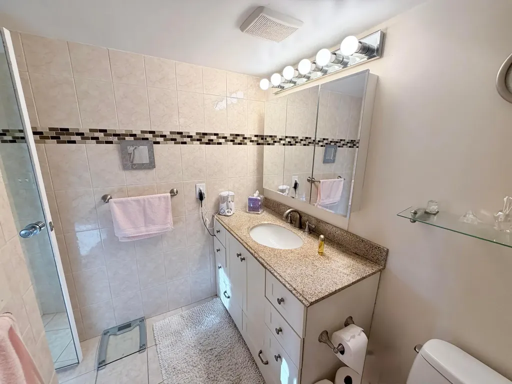 3546 S Ocean Boulevard South Palm Beach FL 33480