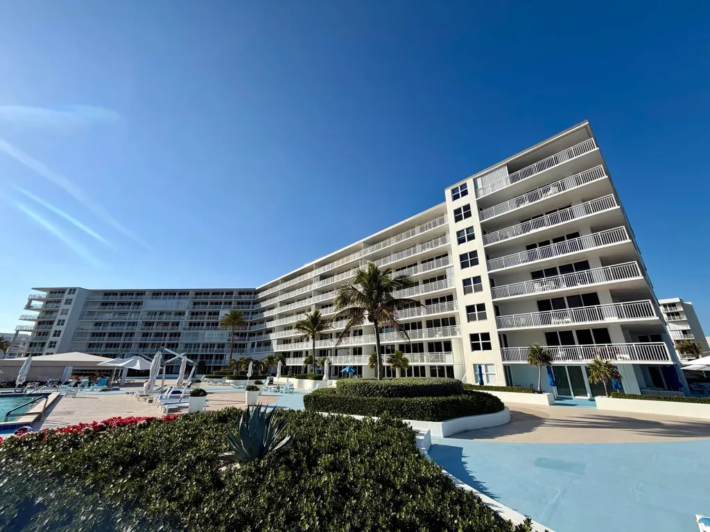 3546 S Ocean Boulevard South Palm Beach FL 33480
