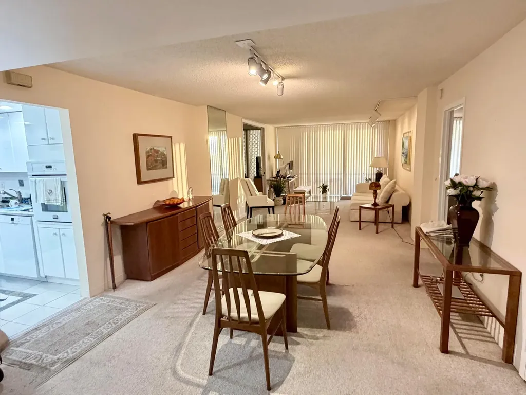 3546 S Ocean Boulevard South Palm Beach FL 33480