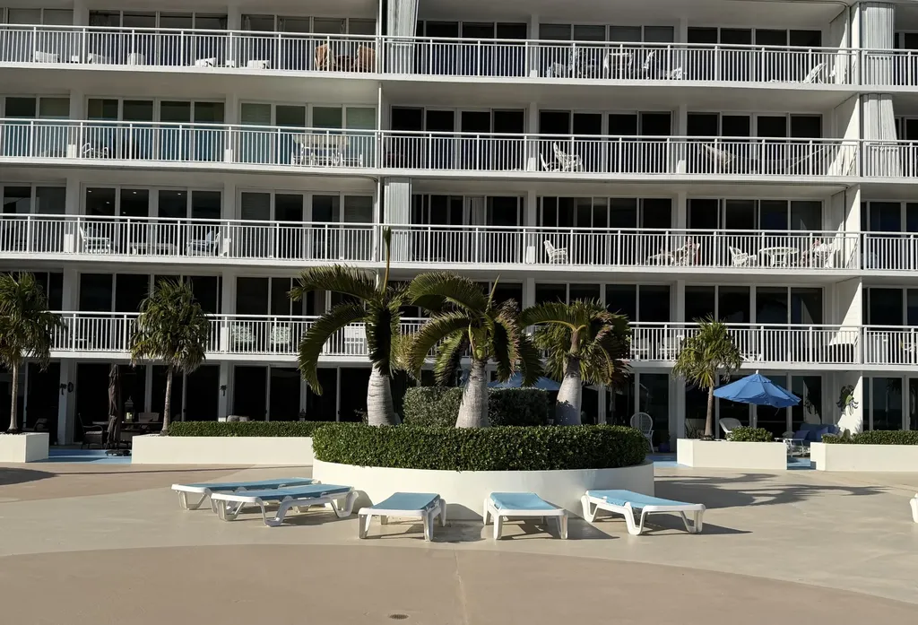 3546 S Ocean Boulevard South Palm Beach FL 33480