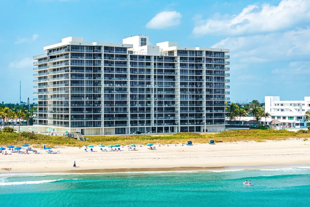 2727 S Ocean Boulevard Highland Beach FL 33487