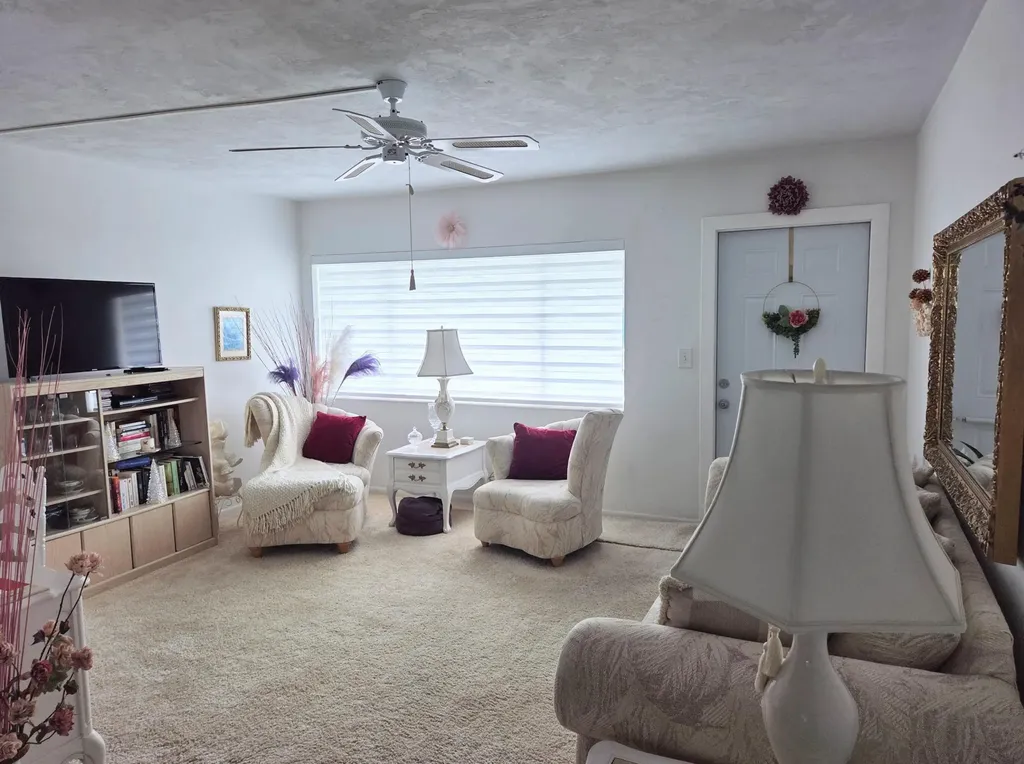 2180 Lake Osborne Drive Lake Worth Beach FL 33461