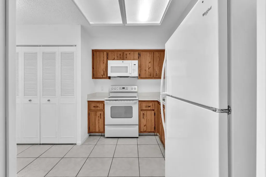 6650 S Oriole Boulevard Delray Beach FL 33446