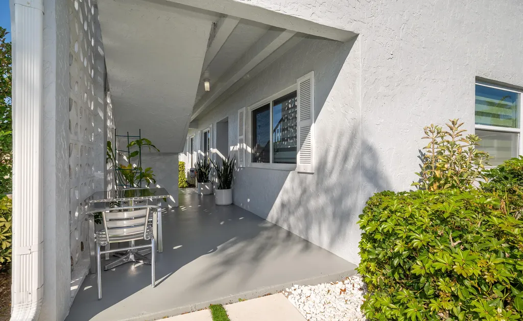 2901 SW 15th Street Delray Beach FL 33445