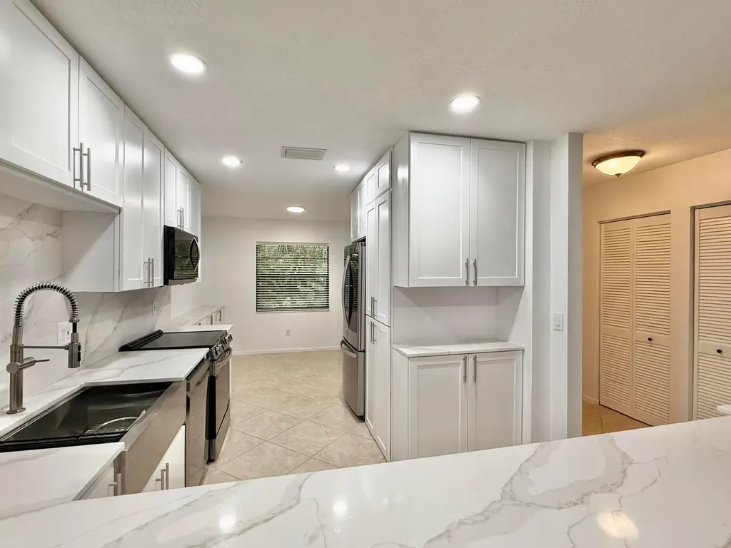 22 Westgate Lane Boynton Beach FL 33436