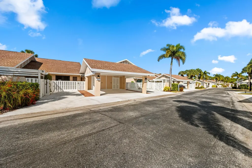 3733 Cape Pointe Circle Jupiter FL 33477