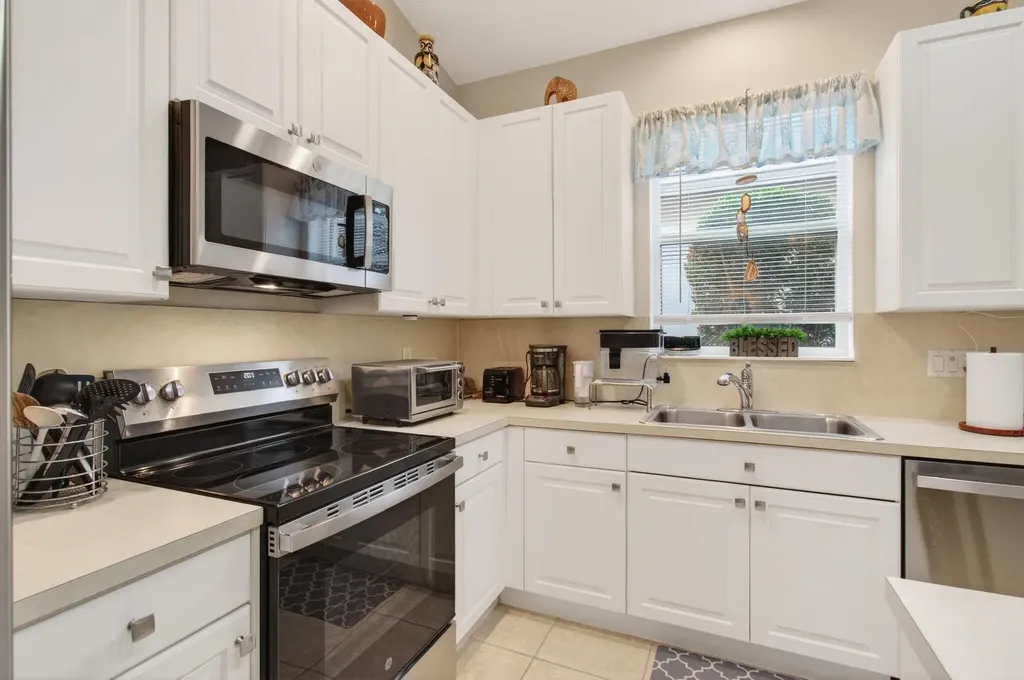 9503 Sandpiper Lane Royal Palm Beach FL 33411