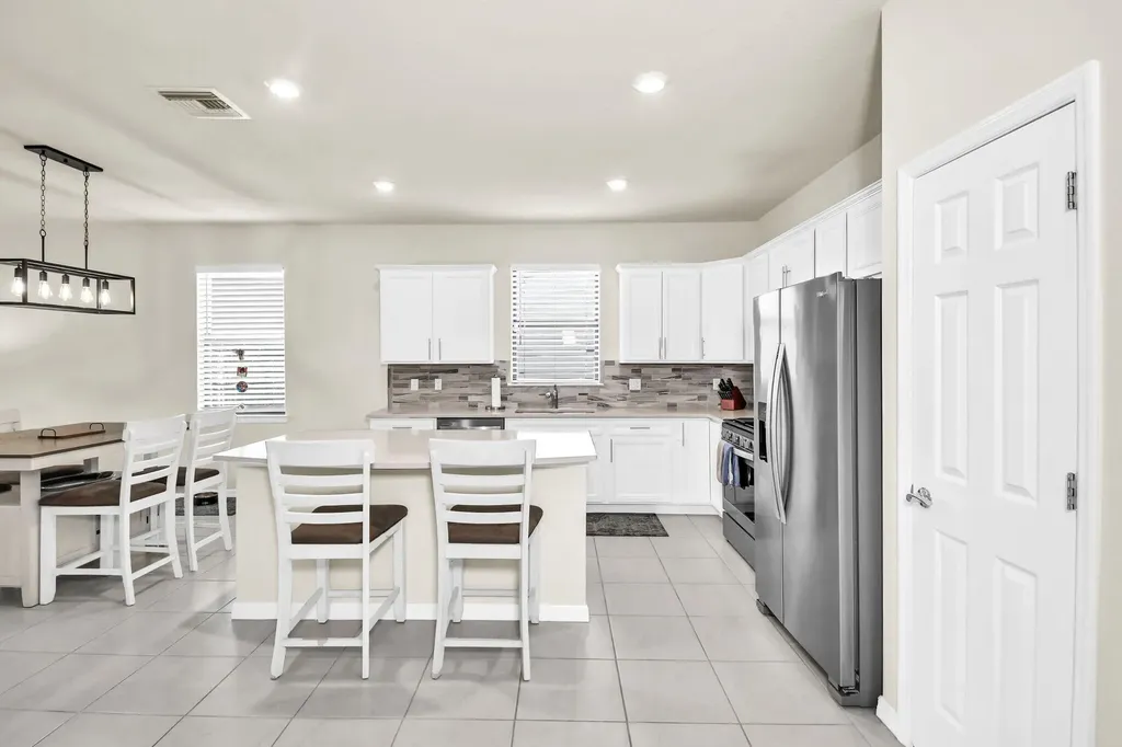 479 SE Vallarta Drive Port St Lucie FL 34984