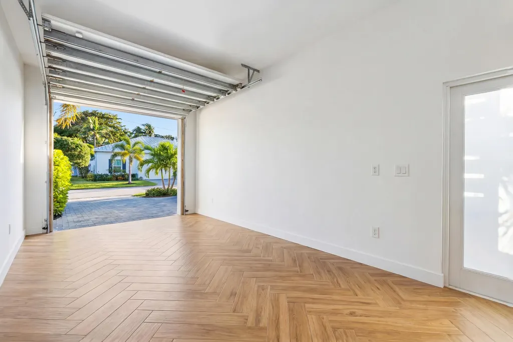 21 Hersey Drive Ocean Ridge FL 33435