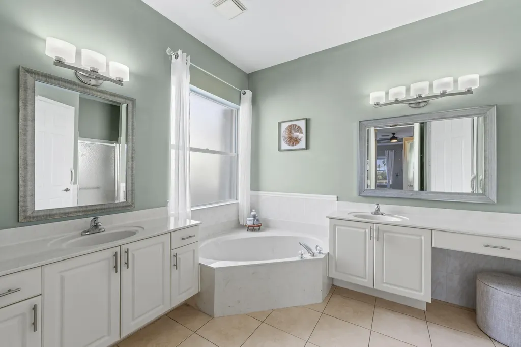 625 SW Long Key Court Port St Lucie FL 34986