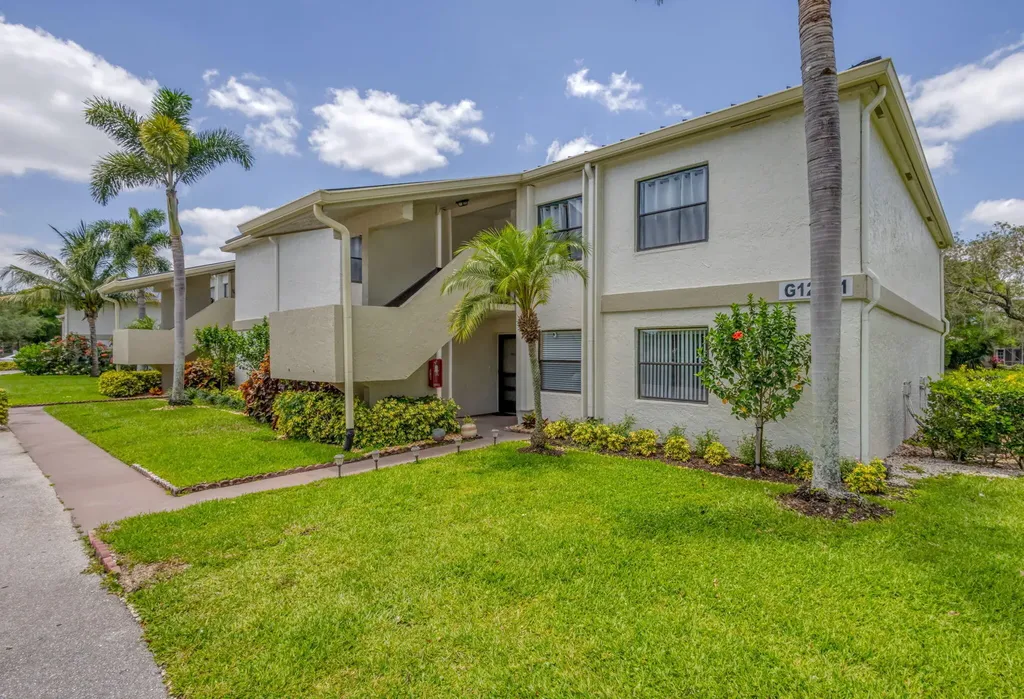12911 Briarlake Drive Palm Beach Gardens FL 33418