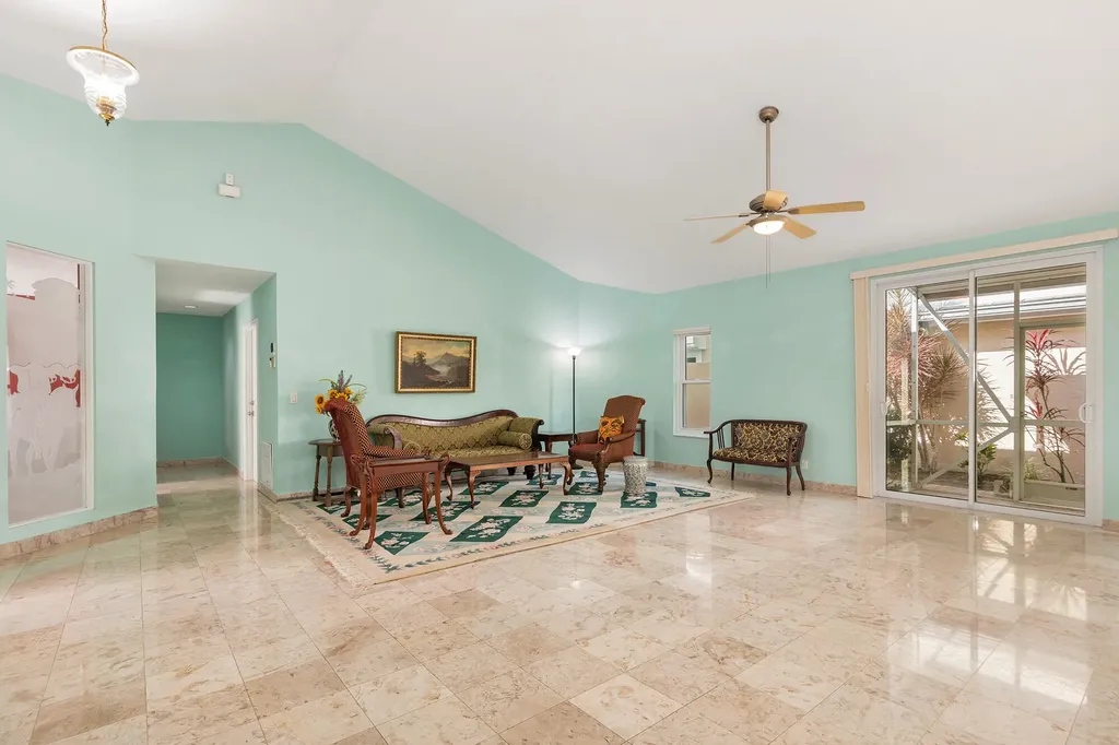 9213 Heathridge Drive West Palm Beach FL 33411