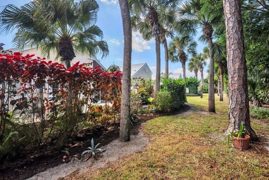 9213 Heathridge Drive West Palm Beach FL 33411