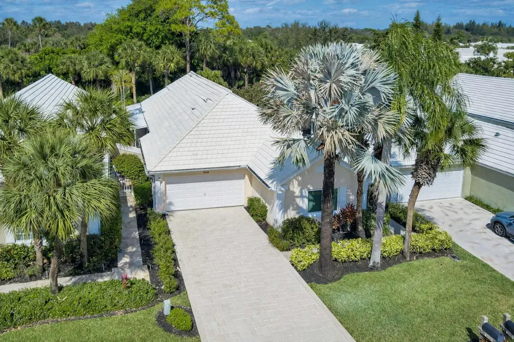 9213 Heathridge Drive West Palm Beach FL 33411