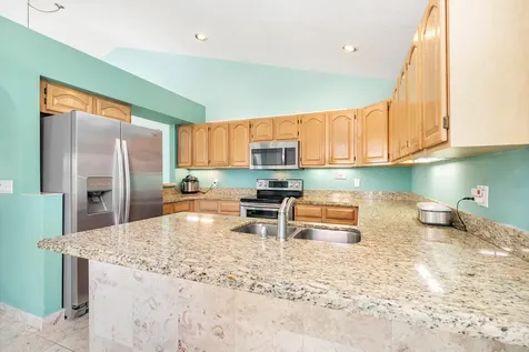 9213 Heathridge Drive West Palm Beach FL 33411