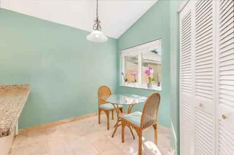 9213 Heathridge Drive West Palm Beach FL 33411