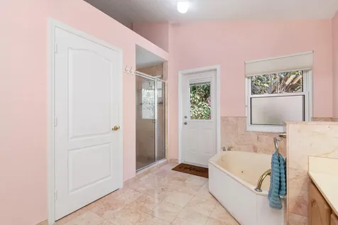 9213 Heathridge Drive West Palm Beach FL 33411